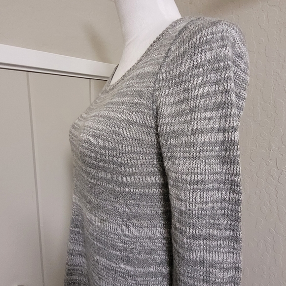 Hollister Lace Back sweater - Picture 3 of 12